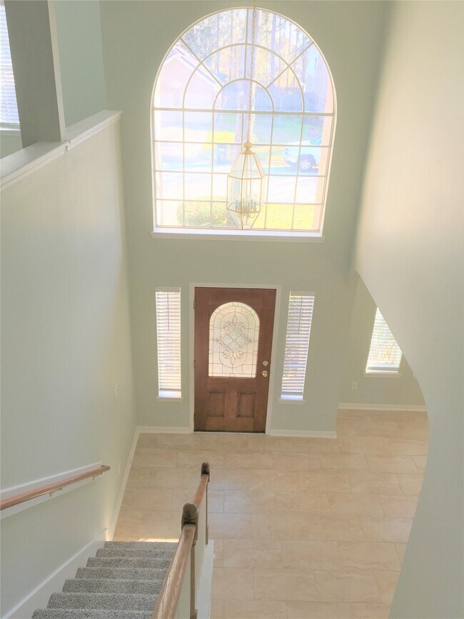 Building Photo - 7510 Danehill Dr