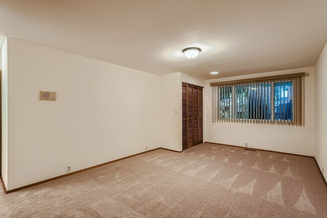 Building Photo - 3612 Strattford Ct