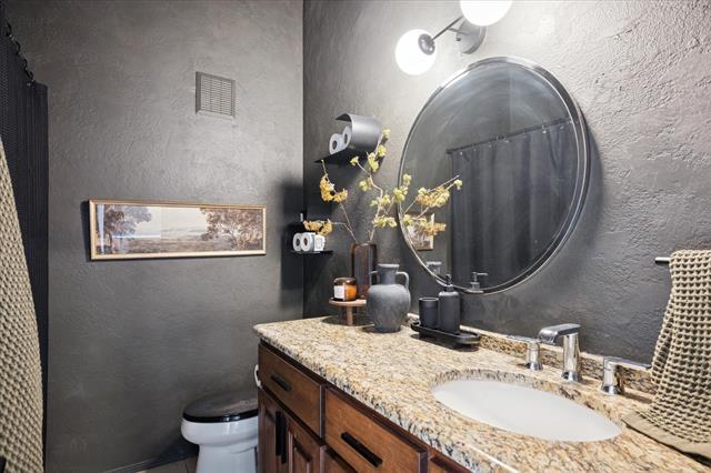 Building Photo - 2201 Wolf St