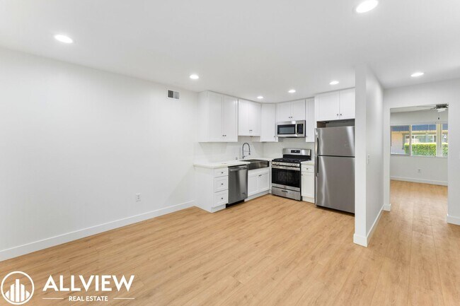 Building Photo - 16651 Tunstall Ln