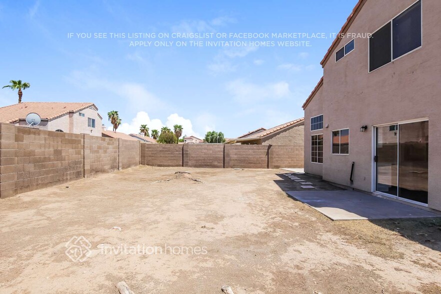 Building Photo - 8526 W Cambridge Ave