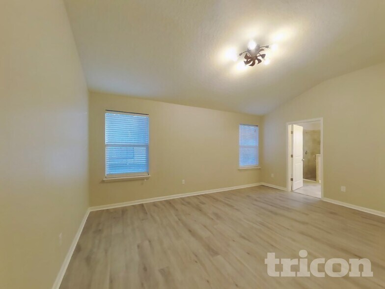 Building Photo - 10046 Bengal Fox Dr