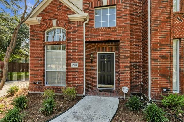 Building Photo - 3904 Creek Crossing Dr