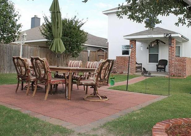 Building Photo - 9924 Pierce Dr