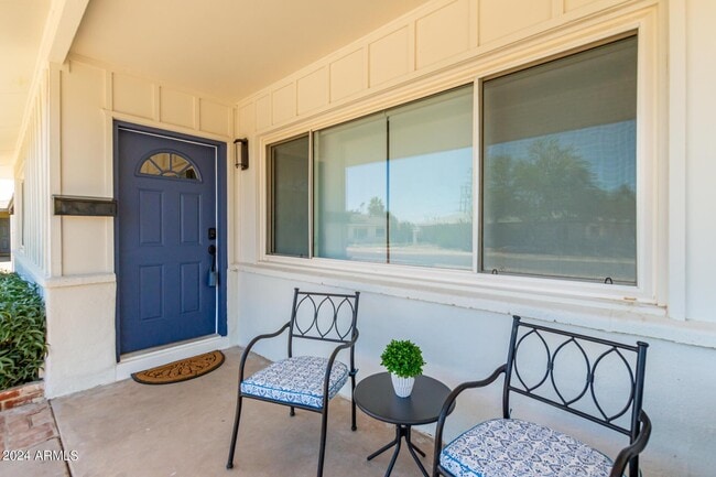 Building Photo - 8302 E Windsor Ave