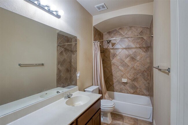 Building Photo - 11033 Desert Willow Loop