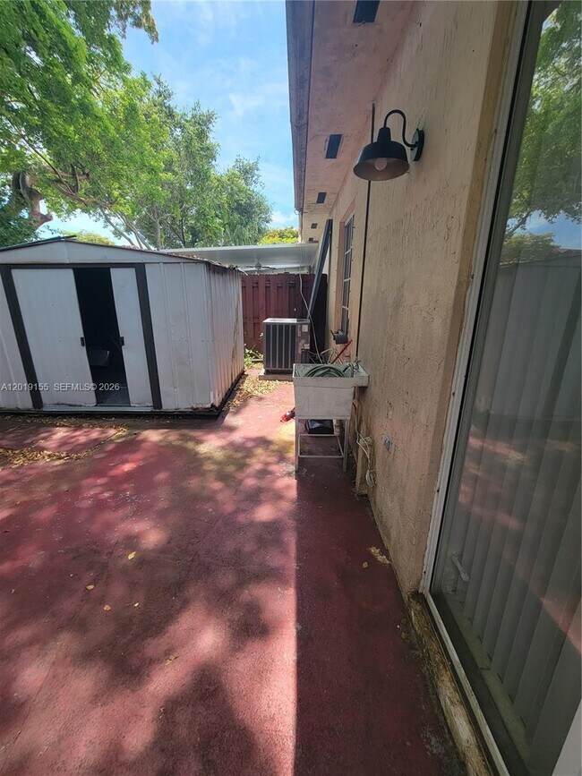 Building Photo - 15257 SW 138th Ct