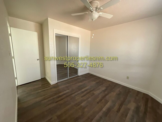 Building Photo - Newly Renovated!  3 Bedroom, 2 Bath with 2...