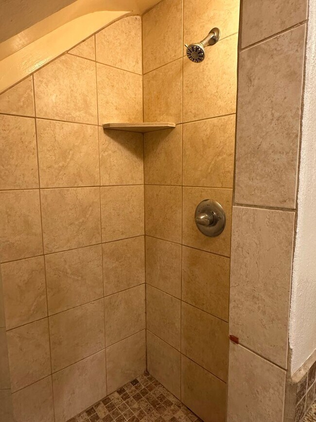 Building Photo - OS 1518