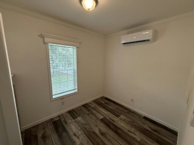 Building Photo - 7250 FL-44