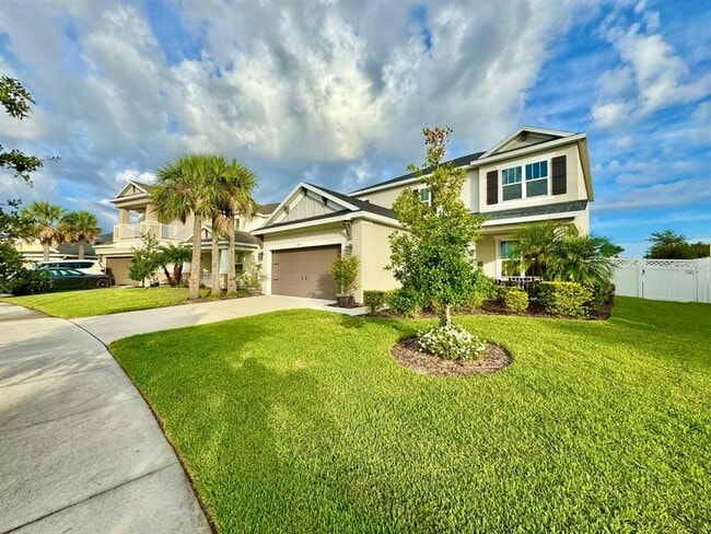 Building Photo - 34159 Astoria Cir