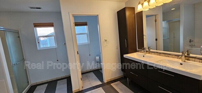 Building Photo - 17825 SE 259th Pl