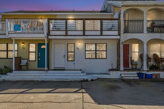 Building Photo - 16 Gulf Breeze Ct