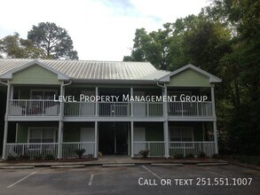 Building Photo - 435 E Canal Dr