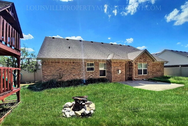 Building Photo - 5527 Raintree Ridge