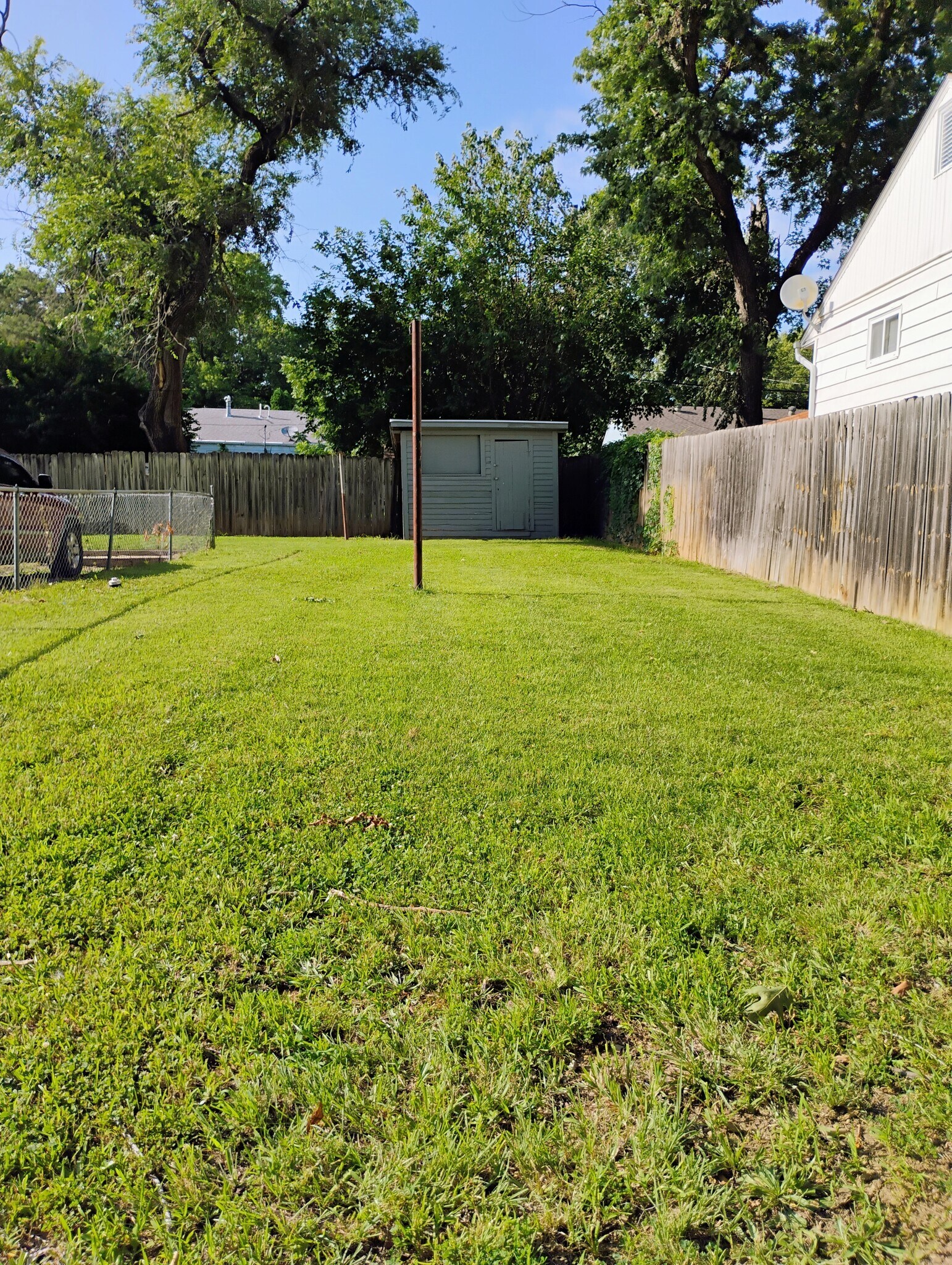 Back Yard - 1312 SW Glendale Dr