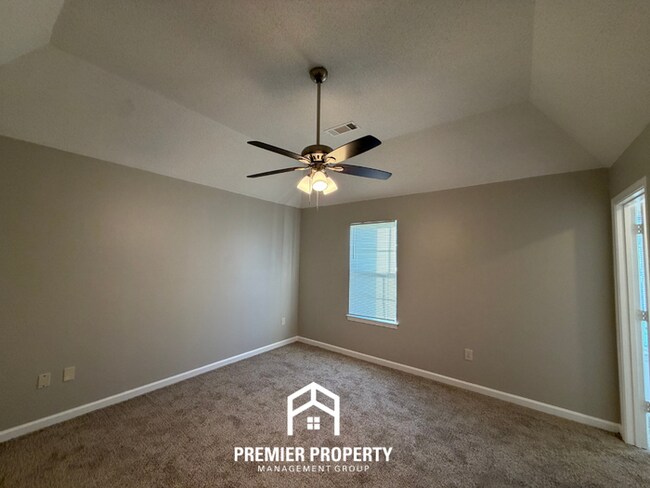 Building Photo - Beautiful 2-Story 3BR/2.5BA Bartlett Home | 1,632 Sq Ft, Vaulted Primary & Back Patio