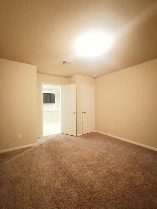 Building Photo - 29202 Vernon Forest Ct