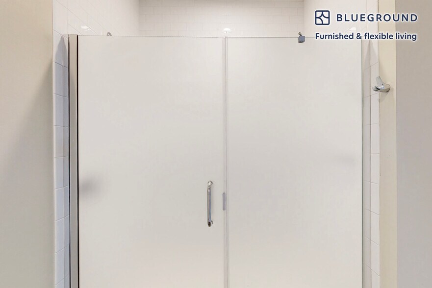 Building Photo - 79 Alexander St