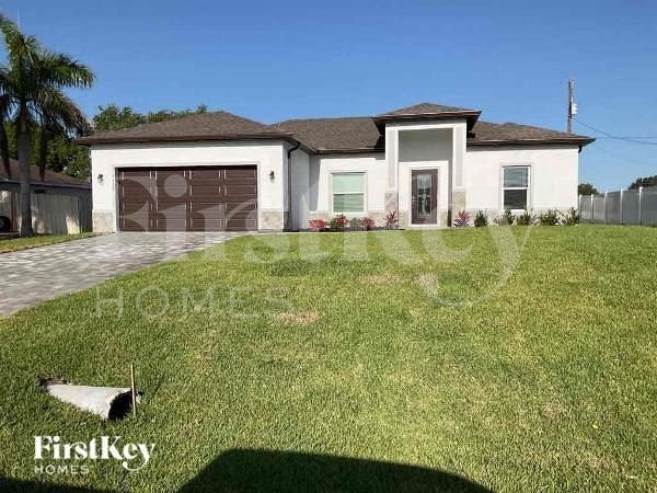 Primary Photo - 1620 NE 7th Pl