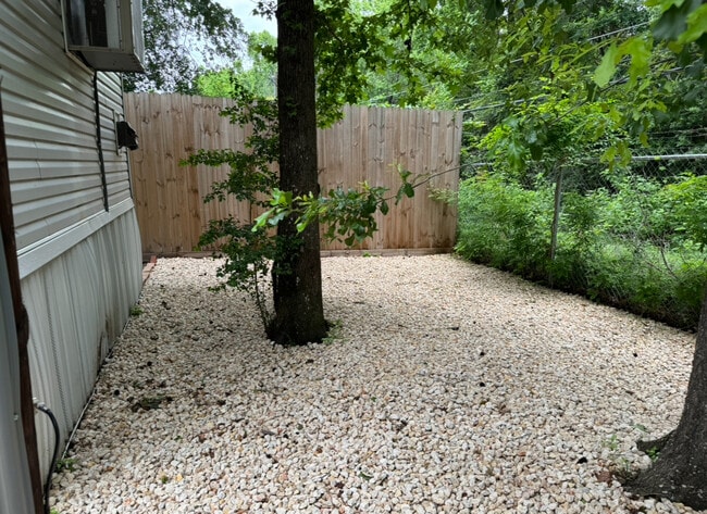 Building Photo - 16482 Eastchase St