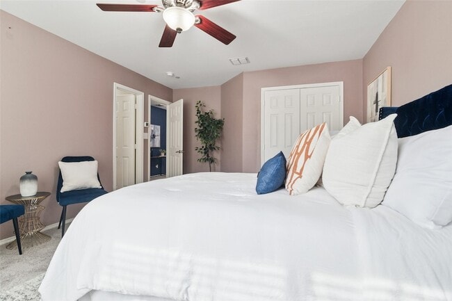 Building Photo - 8601 Forest Highlands Dr