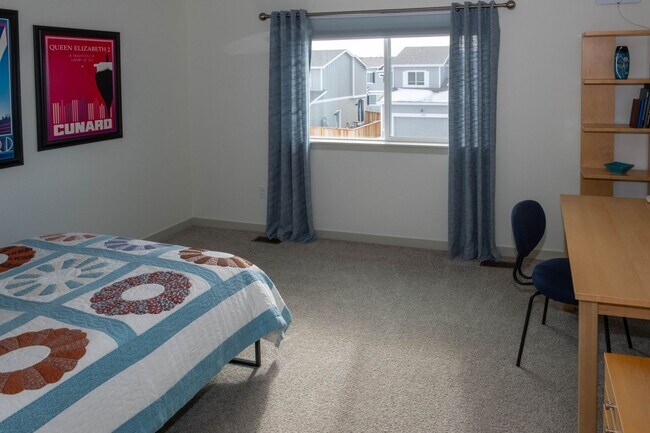 Building Photo - Detatched Home in Village at Rose Farm, Berthoud!