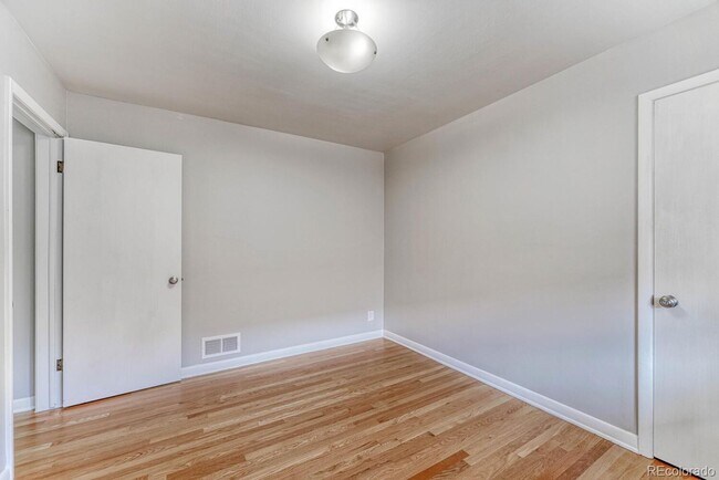 Building Photo - 3423-3425 W 39th Avenue