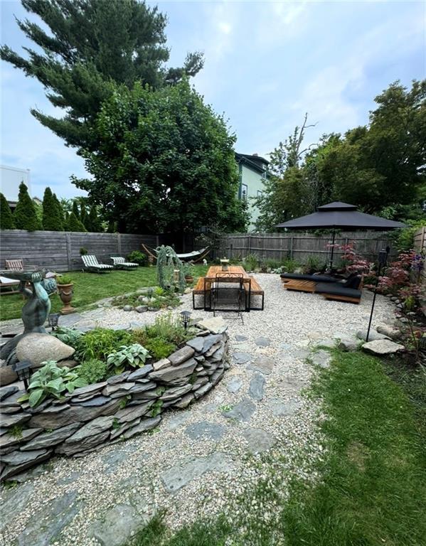 Building Photo - 4 Pallas St