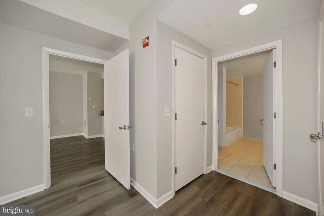 Building Photo - 350 G St SW