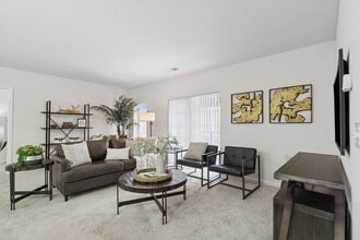 Building Photo - Roebling Row