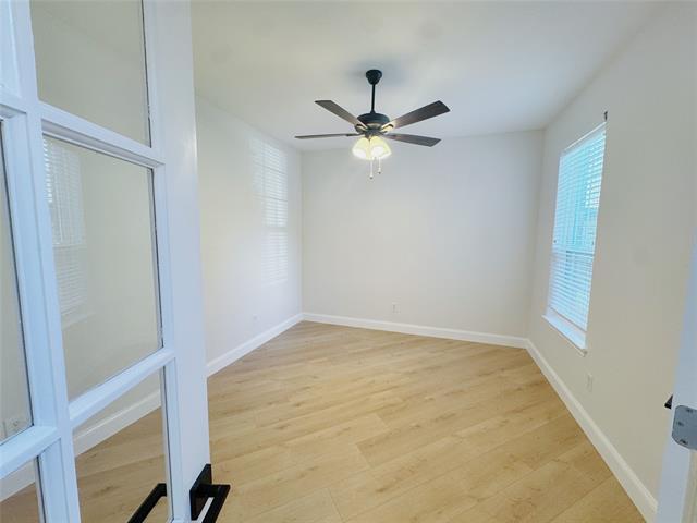 Building Photo - 8339 Davis Dr