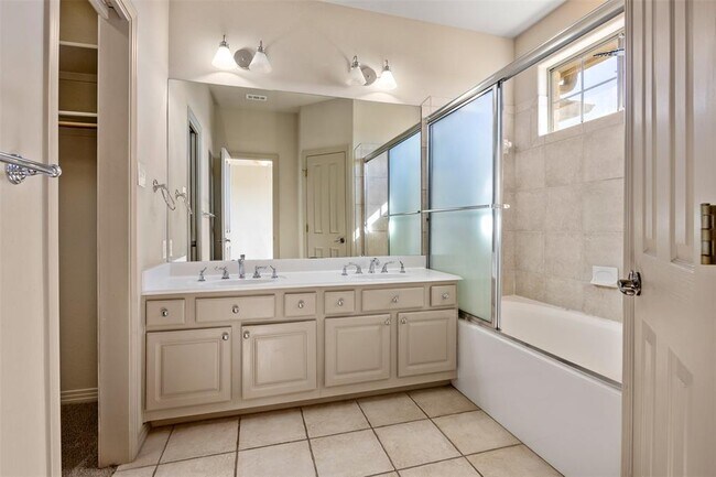 Building Photo - 4307 Eck Ln