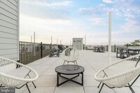 Building Photo - 6910 Ridge Ave