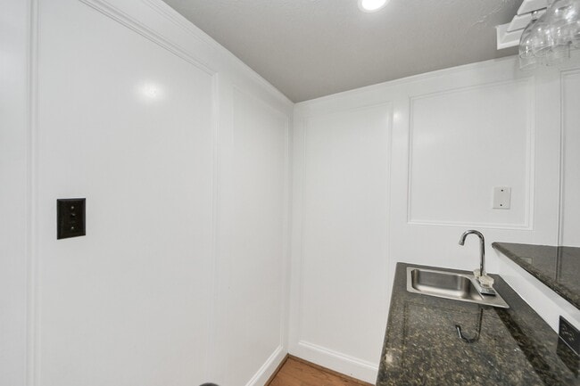 Building Photo - 20626 Chestnut Hills Dr