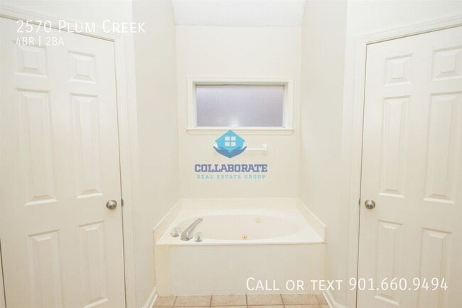 Building Photo - 2570 Plum Creek Dr