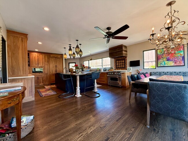 Building Photo - LUXURIOUS House with MULTIPLE OCEAN VIEWS in Sunset Cliffs! Chef's Kitchen! 2 EV Chargers and so ...