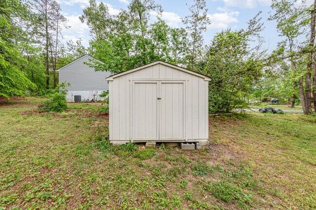 Building Photo - 268 American Dr
