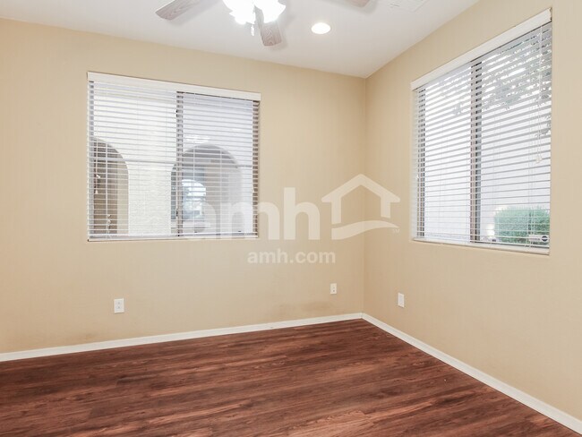 Building Photo - 25809 N 54th Ave