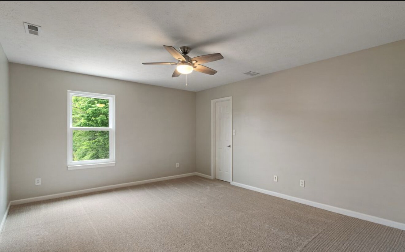 Building Photo - 11763 Igneous Dr