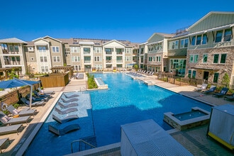 Building Photo - The Ruby at Chadwick Commons