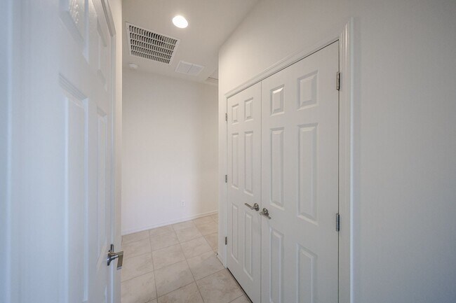 Building Photo - New 4 Bedroom + Den Home in Asante Community