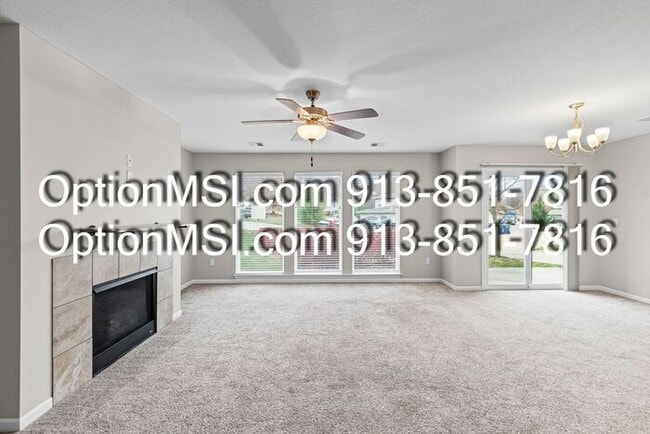 Building Photo - Beautifully Updated Liberty Home in a Prime Location!