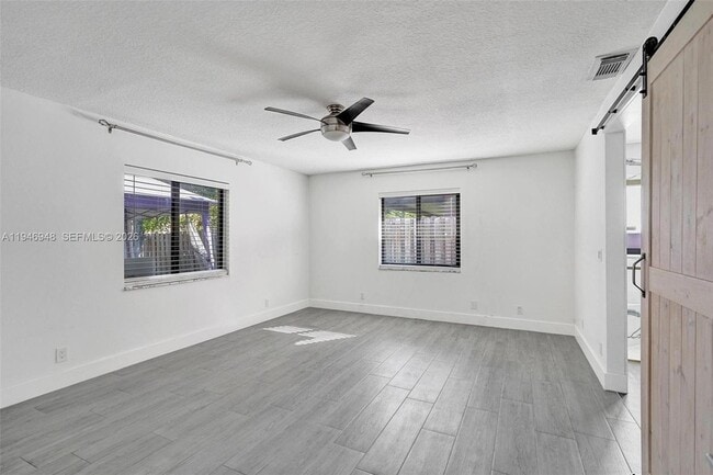 Building Photo - 8105 SW 19th St