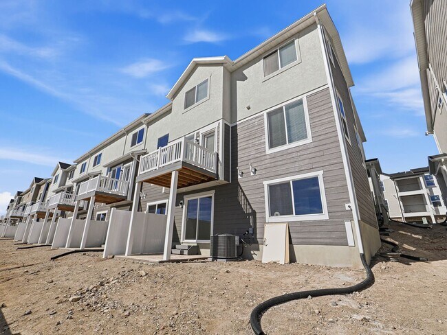 Building Photo - RES_VANDERWATT_866