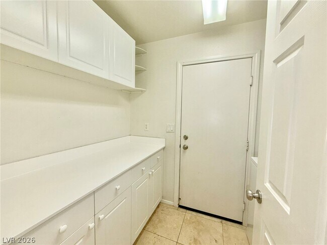 Building Photo - 1532 Sabatini Dr