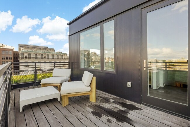 Building Photo - 2000 P St NW