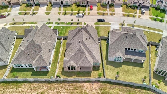 Building Photo - 5014 Mulberry Shrubs Ln