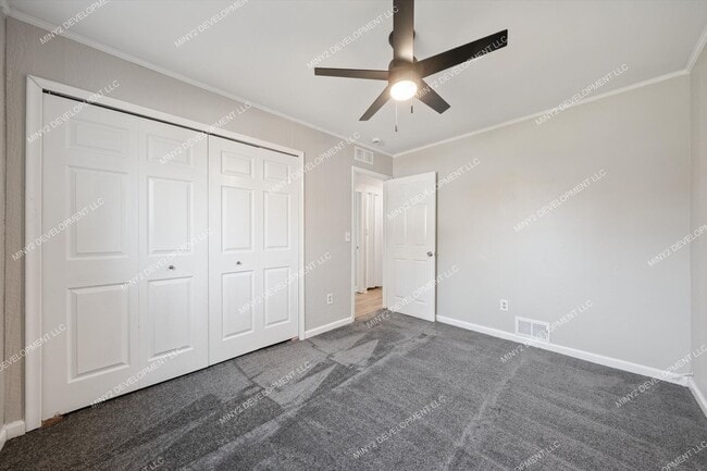 Building Photo - 8033 Studebaker Ave