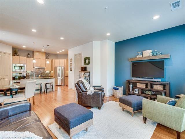 Building Photo - 1207 Beaconsfield Lane